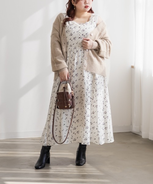 CLETTE(クレット)の「CLETTEオリジナルVネックシャギーニットカーディガン(カーディガン/ボレロ・レディース・ベージュ/チャコールグレー/ブラウン・4L/3L/LL)」の15枚目の写真