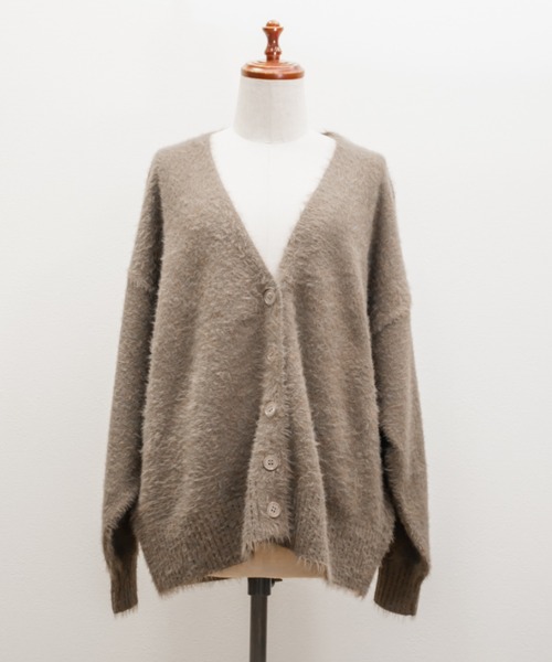 CLETTE(クレット)の「CLETTEオリジナルVネックシャギーニットカーディガン(カーディガン/ボレロ・レディース・ベージュ/チャコールグレー/ブラウン・4L/3L/LL)」の17枚目の写真