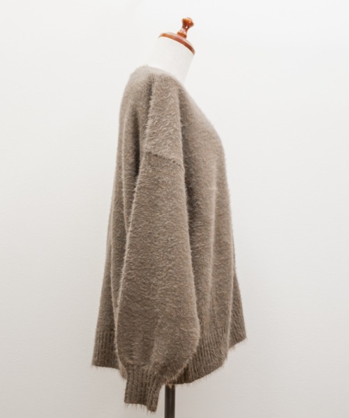 CLETTE(クレット)の「CLETTEオリジナルVネックシャギーニットカーディガン(カーディガン/ボレロ・レディース・ベージュ/チャコールグレー/ブラウン・4L/3L/LL)」の18枚目の写真