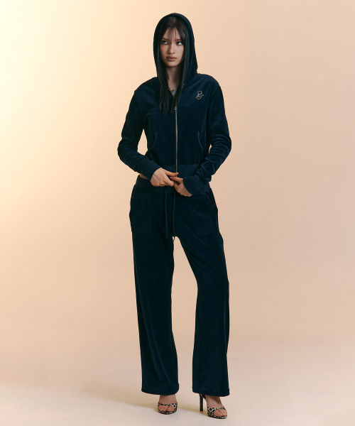 PLEASENOFOLLOW(プリーズノーフォロー)の「25FW New Velour Set-Up (Navy)(パーカー・レディース・その他・FREE)」の4枚目の写真
