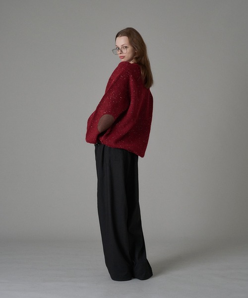 ONCILY(オンシェリー)の「HEART ELBOW NEP V-NECK KNIT / ハートエルボーネップVネックニット(ニット/セーター・メンズ・ブラウン/レッド・SMALL/MEDIUM/LARGE)」の5枚目の写真
