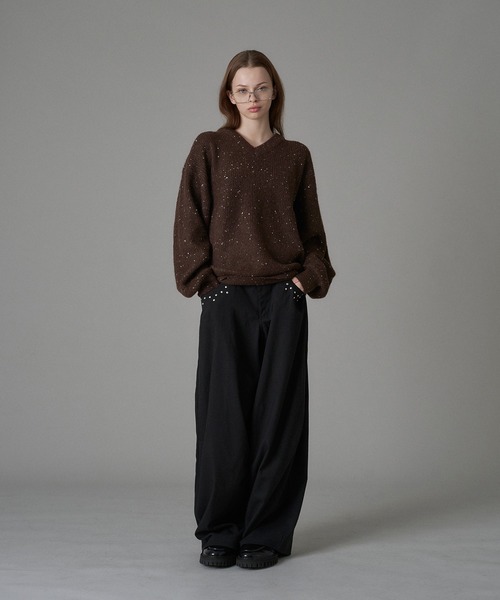 ONCILY(オンシェリー)の「HEART ELBOW NEP V-NECK KNIT / ハートエルボーネップVネックニット(ニット/セーター・メンズ・ブラウン/レッド・SMALL/MEDIUM/LARGE)」の15枚目の写真