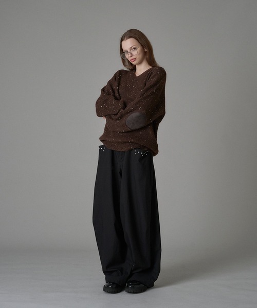 ONCILY(オンシェリー)の「HEART ELBOW NEP V-NECK KNIT / ハートエルボーネップVネックニット(ニット/セーター・メンズ・ブラウン/レッド・SMALL/MEDIUM/LARGE)」の16枚目の写真