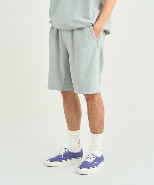 NANGA（ナンガ）の「DRY MIX SWEAT SHORTS/ドライミックススウェットショーツ（その他パンツ・メンズ・ブラック/グレー・M/L/XL）」の2枚目の写真