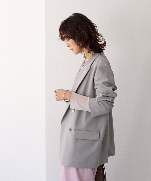 RIVE DROITE（リヴドロワ）の「【オンオフ使える】ドライギャバピークドラペルジャケット（テーラードジャケット・レディース・ネイビー/ライトグレー/モカ・FREE）」の18枚目の写真