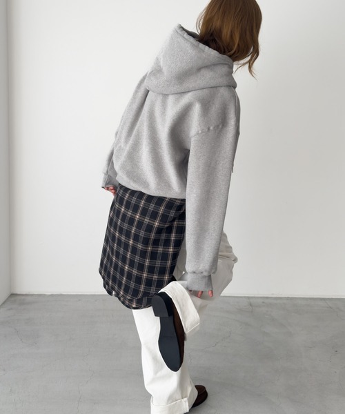 CANAL JEAN(キャナルジーン)の「Lakey Park SEATTLE パーカー 両起毛(パーカー・レディース・オートミール/チャコールグレー/ヘザーグレー・ONE SIZE)」の5枚目の写真