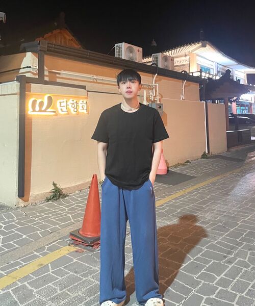 NANDE(ナンデ)の「20番手スタンダードフィットプレミアムコットンTシャツ(Tシャツ/カットソー・メンズ・その他・XS/S/M/L/XL/XXX-LARGE/XXL)」の7枚目の写真