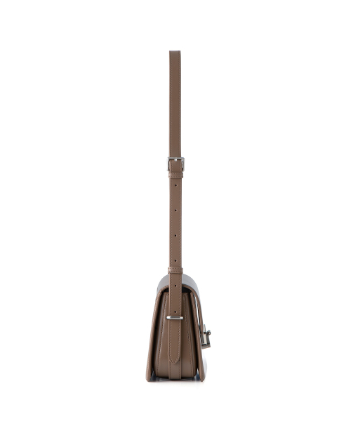RAINBEE（レインビー）の「LEMARE BAG_ ASH BROWN（ショルダーバッグ・レディース・アッシュブラウン・FREE）」の3枚目の写真