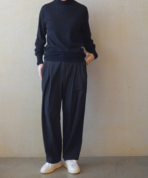 JOURNAL STANDARD LUXE(ジャーナルスタンダード ラックス)の「HGコットン タートルネックプルオーバー(ニット/セーター・レディース・ブラック/グレー/ホワイト/パープル・FREE)」の7枚目の写真