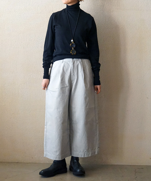 JOURNAL STANDARD LUXE(ジャーナルスタンダード ラックス)の「HGコットン タートルネックプルオーバー(ニット/セーター・レディース・ブラック/グレー/ホワイト/パープル・FREE)」の10枚目の写真