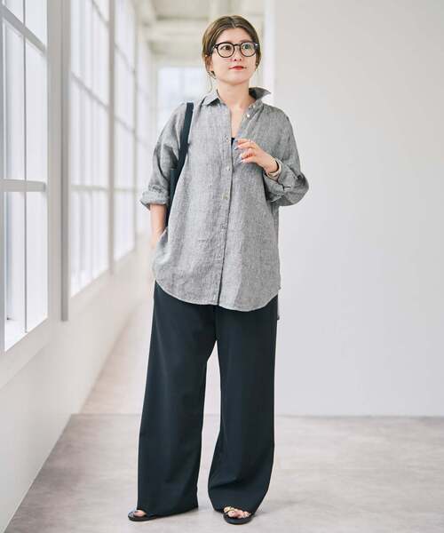 Spick & Span（スピックアンドスパン）の「《ゆったりサイズ》追加 80リネンカシュクール ビッグシャツ（シャツ/ブラウス・レディース・その他14/マルチ/サックスブルー/バーガンディー/ホワイト/その他12/その他7/ネイビー/ブラックミックス・FREE）」の21枚目の写真