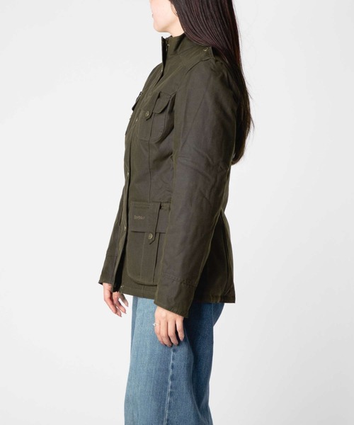 Barbour(バブアー)の「Barbour WINTER DEFENCE Waxed Jacket バブアー ウィンター ディフェンス ワックス ジャケット(マウンテンパーカー・レディース・グリーン・36)」の3枚目の写真