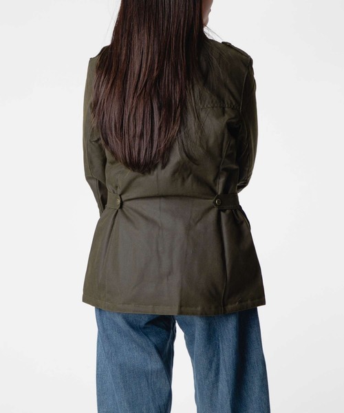 Barbour(バブアー)の「Barbour WINTER DEFENCE Waxed Jacket バブアー ウィンター ディフェンス ワックス ジャケット(マウンテンパーカー・レディース・グリーン・36)」の4枚目の写真