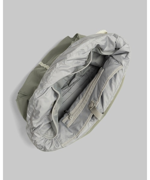 Topologie(トポロジー)の「Helmet Bag(ヘルメット バッグ)(トートバッグ・レディース・ブラック/グリーン系その他/オレンジ/モスグリーン・ONE SIZE)」の10枚目の写真