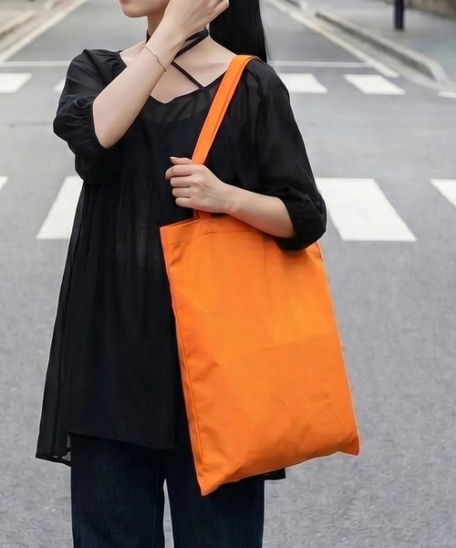 United Athle(ユナイテッドアスレ)の「【United Athle】デイリー フラット トートバッグ L 1406(トートバッグ・レディース・グリーン/レッド/バーガンディー/オレンジ/スモークピンク/スカイブルー/ライトイエロー/ブルー/グレー/エメラルドブルー/ライトピンク/スモーキーグリーン系/ブラック/ダークブラウン/ライトグレー/ホワイト/ライトパープル/ネイビー/パープル/イエロー/ナチュラル・FREE)」の21枚目の写真