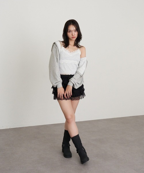 RAY CASSIN（レイカズン）の「パット付レースキャミ（キャミソール・レディース・ブラック/ホワイト系その他/チャコールグレー/カーキ/ライトベージュ・S）」の8枚目の写真