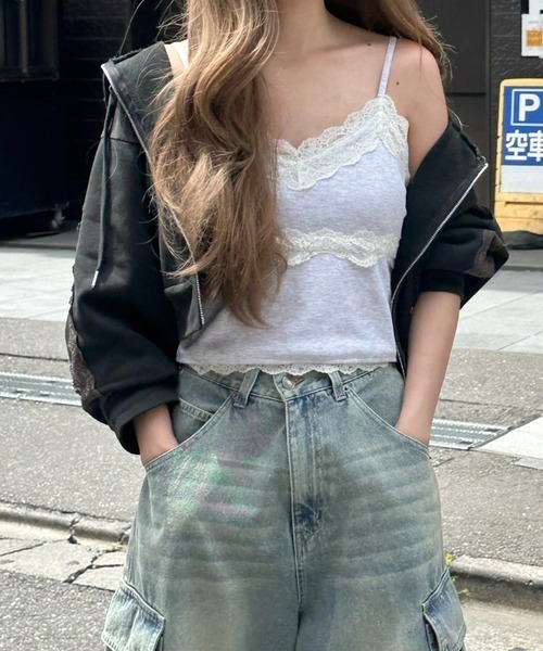 RAY CASSIN（レイカズン）の「パット付レースキャミ（キャミソール・レディース・ブラック/ホワイト系その他/チャコールグレー/カーキ/ライトベージュ・S）」の16枚目の写真