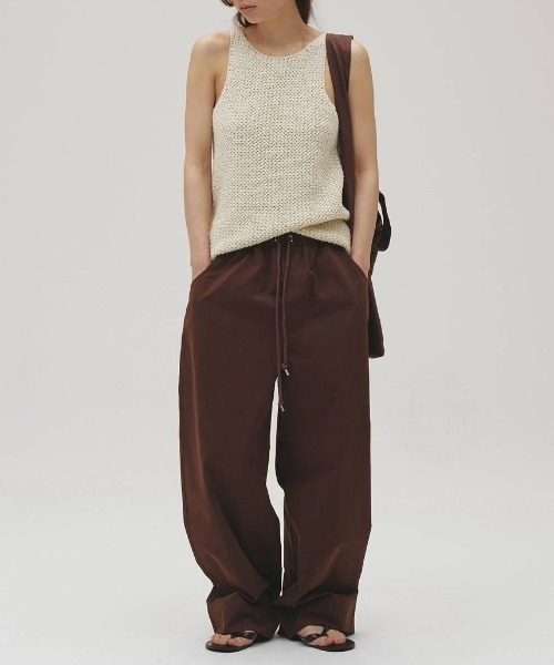 TODAYFUL（トゥデイフル）の「【TODAYFUL/トゥデイフル】Easy Chino Pants/イージーチノパンツ（チノパンツ・レディース・キナリ/バーガンディー/ブラック・36/38）」の12枚目の写真