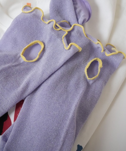 Port（ポート）の「【 Port / ポート 】 指穴付き ラメ シアー アームカバー ( 約60㎝ )（アームカバー・レディース・オレンジ/ライトパープル/ライトイエロー/ライトブルー/ブラック・FREE）」の16枚目の写真