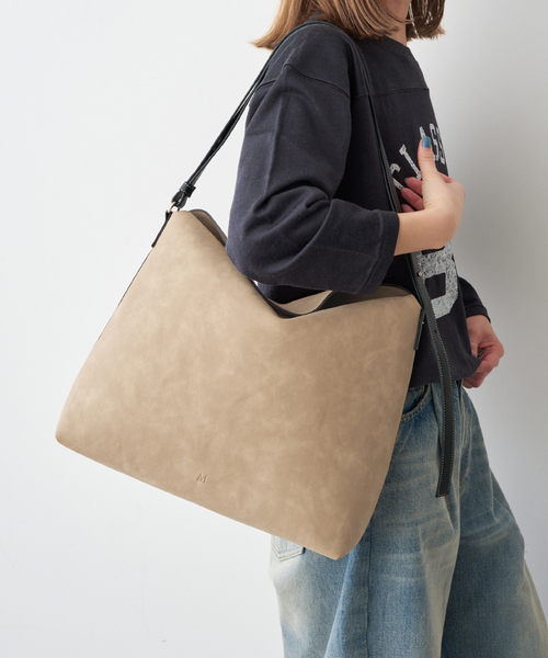 Spick & Span（スピックアンドスパン）の「&MyuQ / アンドミューク UPIS grand（トートバッグ・レディース・ブラック/ベージュ・FREE）」の3枚目の写真