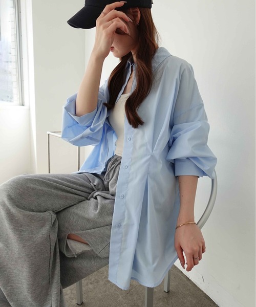 INGNI SOELA(イングソエラ)の「【INGNI SOELA】タックシャツ/WEB限定(シャツ/ブラウス・レディース・ピンク/ブルー/オフホワイト・FREE)」の1枚目の写真
