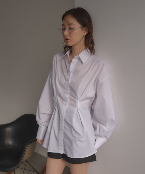INGNI SOELA(イングソエラ)の「【INGNI SOELA】タックシャツ/WEB限定(シャツ/ブラウス・レディース・ピンク/ブルー/オフホワイト・FREE)」の8枚目の写真