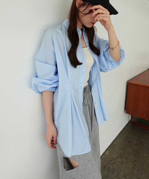 INGNI SOELA(イングソエラ)の「【INGNI SOELA】タックシャツ/WEB限定(シャツ/ブラウス・レディース・ピンク/ブルー/オフホワイト・FREE)」の17枚目の写真