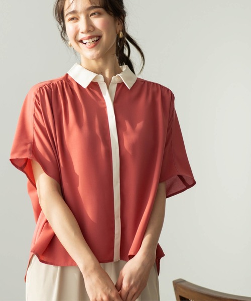 SHOO・LA・RUE(シューラルー)の「バイカラードルマンブラウス(シャツ/ブラウス・レディース・アイボリー系4/サックスブルー系4/チャコール/レンガ・03/02)」の4枚目の写真