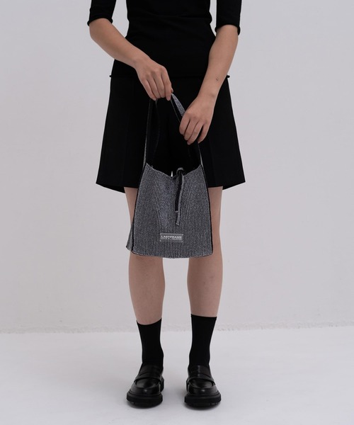 LASTFRAME（ラストフレーム）の「KYOTO METALLIC REVERSIBLE TASUKI TOTE SMALL（トートバッグ・レディース・ブラック/グレー・FREE）」の7枚目の写真