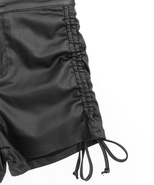 ANAP（アナップ）の「ストレッチ サイドギャザー レザーショーパン（その他パンツ・レディース・ブラック・M）」の11枚目の写真