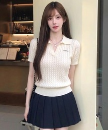ケーブル編みスキッパーポロニット