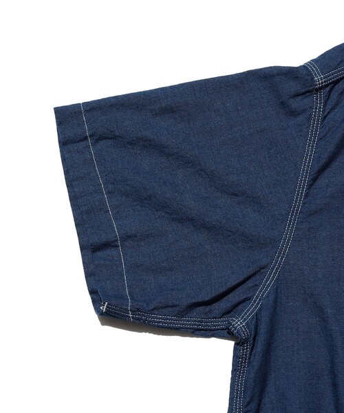 BEAMS PLUS(ビームスプラス)の「WORK Plain Indigo Chambray(シャツ/ブラウス・メンズ・インディゴブルー・LARGE/SMALL/X-LARGE/MEDIUM)」の4枚目の写真
