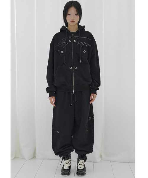FANCY CLUB(ファンシークラブ)の「A'GEM/9 × .kom『FANCY CLUB/ファンシークラブ』BIG CROSS EYELET SWEATPANTS/ビッグクロス アイレットスウェットパンツ(スウェットパンツ・レディース・ホワイト/ブラック・FREE)」の5枚目の写真