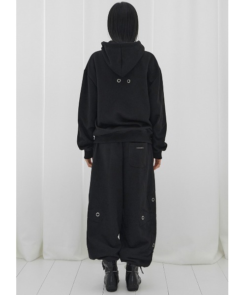 FANCY CLUB(ファンシークラブ)の「A'GEM/9 × .kom『FANCY CLUB/ファンシークラブ』BIG CROSS EYELET SWEATPANTS/ビッグクロス アイレットスウェットパンツ(スウェットパンツ・レディース・ホワイト/ブラック・FREE)」の7枚目の写真
