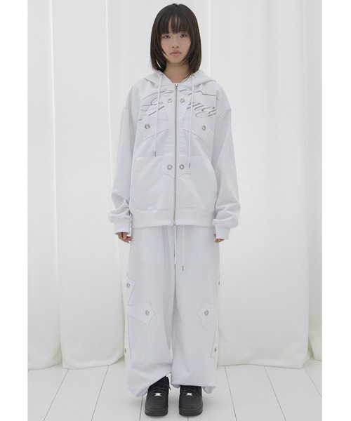 FANCY CLUB(ファンシークラブ)の「A'GEM/9 × .kom『FANCY CLUB/ファンシークラブ』BIG CROSS EYELET SWEATPANTS/ビッグクロス アイレットスウェットパンツ(スウェットパンツ・レディース・ホワイト/ブラック・FREE)」の10枚目の写真