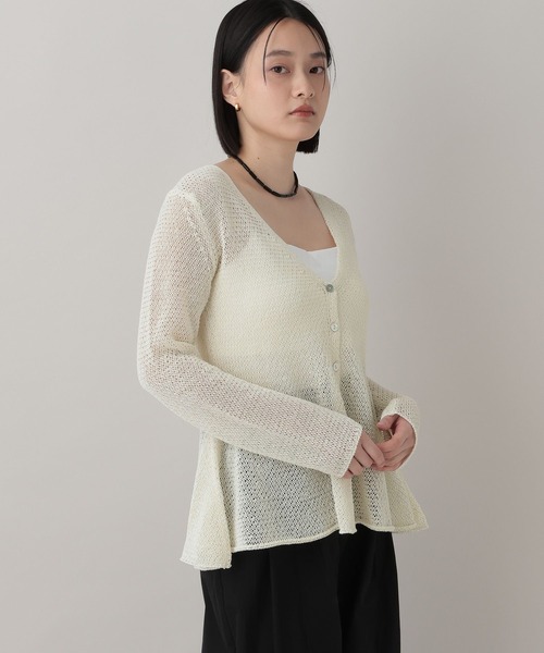 A part by（アパートバイ）の「ペプラムニットカーディガン（カーディガン/ボレロ・レディース・グレー系その他4/オフホワイト/ブラック・FREE）」の9枚目の写真