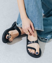 アシンメトリー」に該当するレディースのサンダルファッション通販