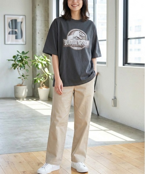 ALWAYS GOOD TIME（オルウェイズグッドタイム）の「【JURASSKPARK/ジュラシックパーク】ＵＳＤ加工プリント半袖Ｔシャツ/Movie Tee/ユニセックス（Tシャツ/カットソー・メンズ・ブラック系その他/アイボリー/ホワイト系その他/スミクロ・L/M/LL）」の14枚目の写真