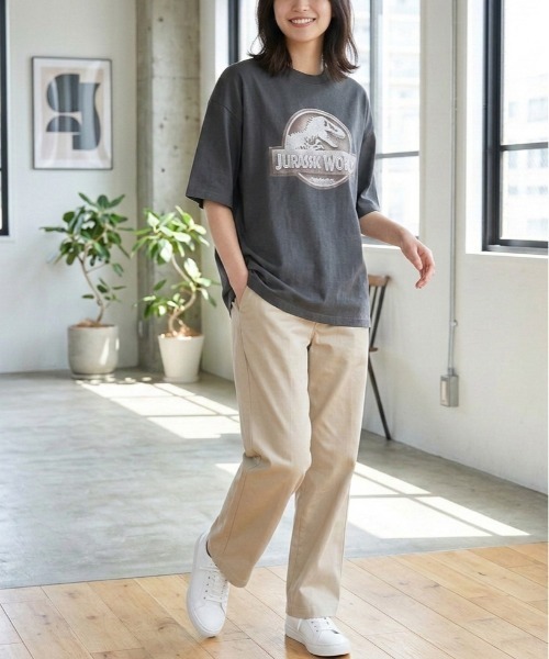 ALWAYS GOOD TIME（オルウェイズグッドタイム）の「【JURASSKPARK/ジュラシックパーク】ＵＳＤ加工プリント半袖Ｔシャツ/Movie Tee/ユニセックス（Tシャツ/カットソー・メンズ・ブラック系その他/アイボリー/ホワイト系その他/スミクロ・L/M/LL）」の15枚目の写真