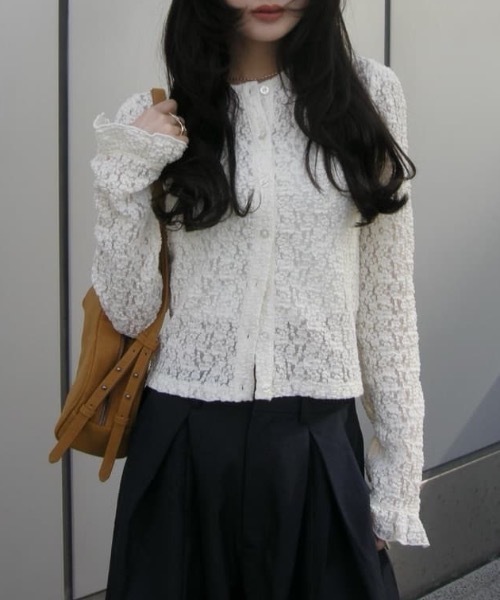 STYLEMIXER（スタイルミキサー）の「タックショルダーレースカーデ（カーディガン/ボレロ・レディース・アイボリー/ブラック/ベージュ・FREE）」の2枚目の写真