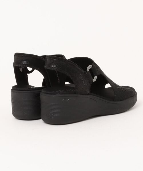 SKECHERS(スケッチャーズ)の「【SKECHERS】スケッチャーズ Slip-ins Martha Stewart:Pier Lite - Park Path(スリップインズ マーサ・スチュワート:ピアライト - パークパス) 188001(サンダル・レディース・ブラック×ブラック/ベージュ・22.0cm/23.0cm/24.0cm/25.0cm)」の3枚目の写真