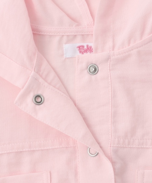 PINK-latte（ピンクラテ）の「【UV・接触冷感】ショート丈ブルゾン（ブルゾン・キッズ・オフホワイト/サックスブルー/ブラック/ライトピンク・140cm/120cm/160cm/150cm/130cm）」の7枚目の写真
