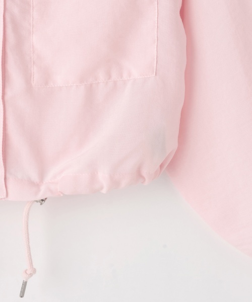 PINK-latte（ピンクラテ）の「【UV・接触冷感】ショート丈ブルゾン（ブルゾン・キッズ・オフホワイト/サックスブルー/ブラック/ライトピンク・140cm/120cm/160cm/150cm/130cm）」の10枚目の写真