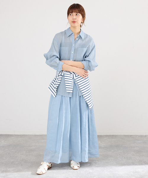 IENA(イエナ)の「《セットアップ対応》ラミーレギュラーカラーシャツ(シャツ/ブラウス・レディース・サックスブルー/ブラック系その他/レッド・FREE)」の4枚目の写真