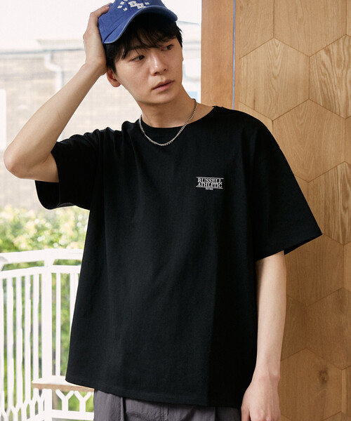 Russell Athletic（ラッセルアスレティック）の「RUSSELL ATHLETIC × PUBLUX/ラッセルアスレチック 別注 ワンポイント 刺繍 Tシャツ　限定展開（Tシャツ/カットソー・メンズ・ブラック/グレー/チャコールグレー/ホワイト/ピンク/ブラウン・LARGE/MEDIUM/ﾌﾘ-）」の3枚目の写真