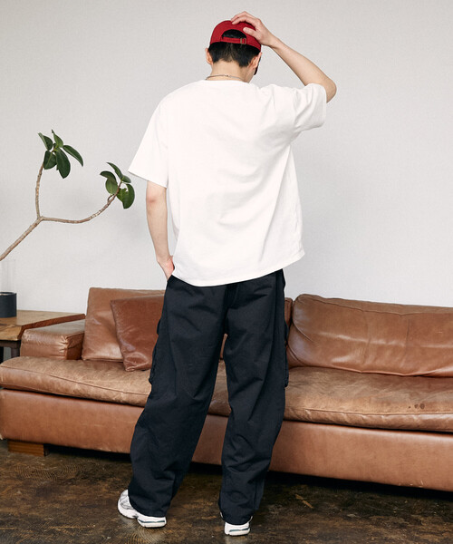 Russell Athletic（ラッセルアスレティック）の「RUSSELL ATHLETIC × PUBLUX/ラッセルアスレチック 別注 ワンポイント 刺繍 Tシャツ　限定展開（Tシャツ/カットソー・メンズ・ブラック/グレー/チャコールグレー/ホワイト/ピンク/ブラウン・LARGE/MEDIUM/ﾌﾘ-）」の15枚目の写真