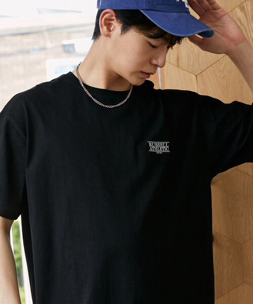 Russell Athletic（ラッセルアスレティック）の「RUSSELL ATHLETIC × PUBLUX/ラッセルアスレチック 別注 ワンポイント 刺繍 Tシャツ　限定展開（Tシャツ/カットソー・メンズ・ブラック/グレー/チャコールグレー/ホワイト/ピンク/ブラウン・LARGE/MEDIUM/ﾌﾘ-）」の18枚目の写真