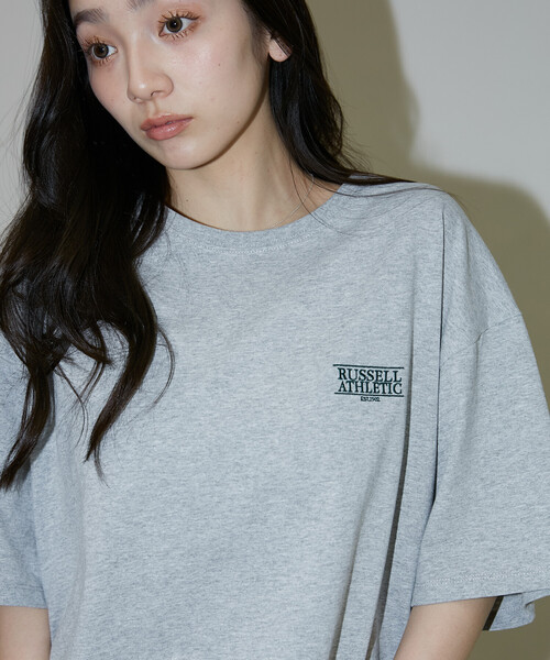 Russell Athletic(ラッセルアスレティック)の「RUSSELL ATHLETIC × PUBLUX/ラッセルアスレチック 別注 ワンポイント 刺繍 Tシャツ 限定展開(Tシャツ/カットソー・メンズ・ブラック/グレー/チャコールグレー/ホワイト/ピンク/ブラウン・LARGE/MEDIUM/フリ-)」の15枚目の写真