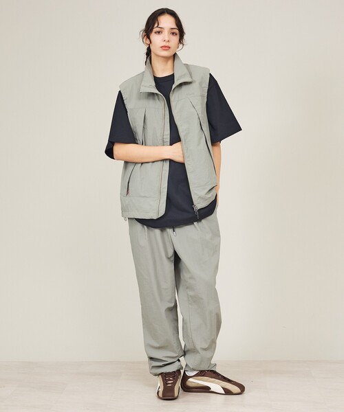 NANGA(ナンガ)の「【NANGA / ナンガ】N2600-1C132A / 26SS ナイロンタッサー ベスト / ユニセックス(ブルゾン・メンズ・ブラック/カーキ/ネイビー・M/L)」の16枚目の写真