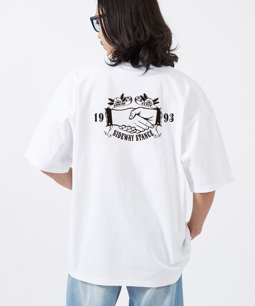 SIDEWAY STANCE(サイドウェイスタンス)の「【SIDEWAY STANCE】プリント 半袖Tシャツ(Tシャツ/カットソー・メンズ・ホワイト/ブラック系/ブラック/ホワイト系1/ホワイト系/ブラック系1/ブラック系5/ホワイト系2/ホワイト系4/ブラック系3/ホワイト系5/ブラック系4/ブラック系2/ホワイト系3・LARGE/MEDIUM/SMALL/X-LARGE)」の1枚目の写真